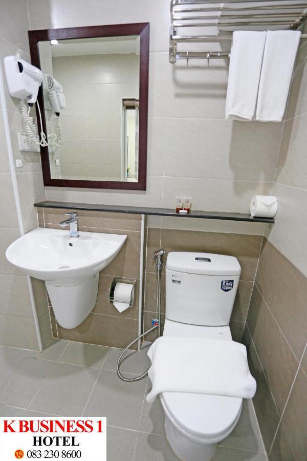 K Business 1 Hotel My Dinh 미딩 Ханой Экстерьер фото