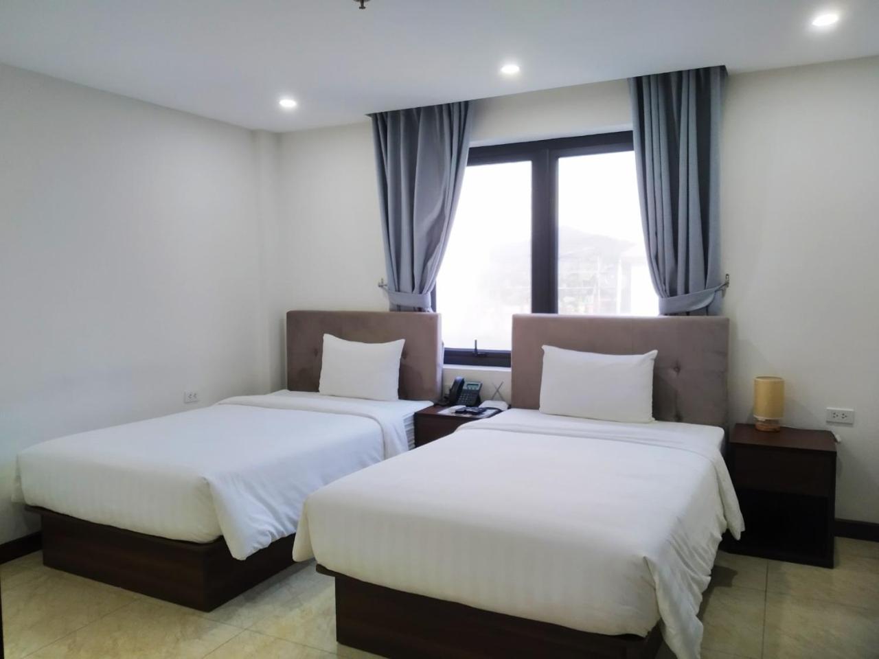 K Business 1 Hotel My Dinh 미딩 Ханой Экстерьер фото